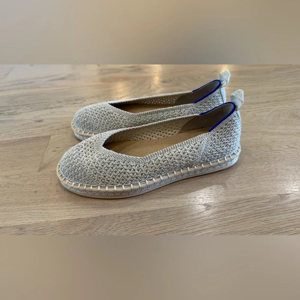 Rothy’s The espadrille gold shimmer size 6 NWOB